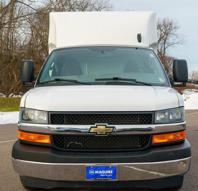 2021 Chevrolet Express Cutaway Work Van