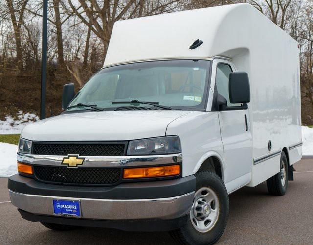 2021 Chevrolet Express Cutaway Work Van