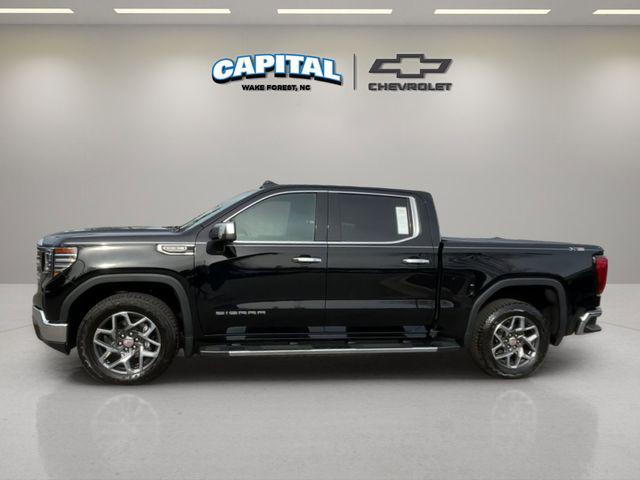 2023 GMC Sierra 1500 4WD Crew Cab Short Box SLT