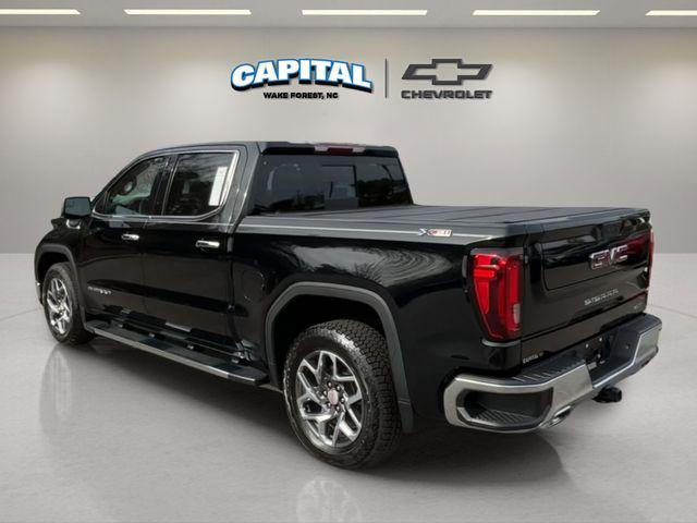 2023 GMC Sierra 1500 4WD Crew Cab Short Box SLT