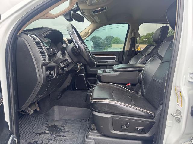 2022 Ram 3500 Laramie Crew Cab 4x4 8' Box