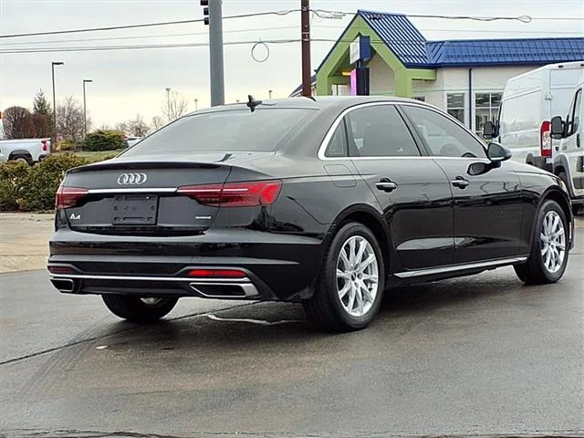 2023 Audi A4 Premium 40 TFSI quattro S tronic