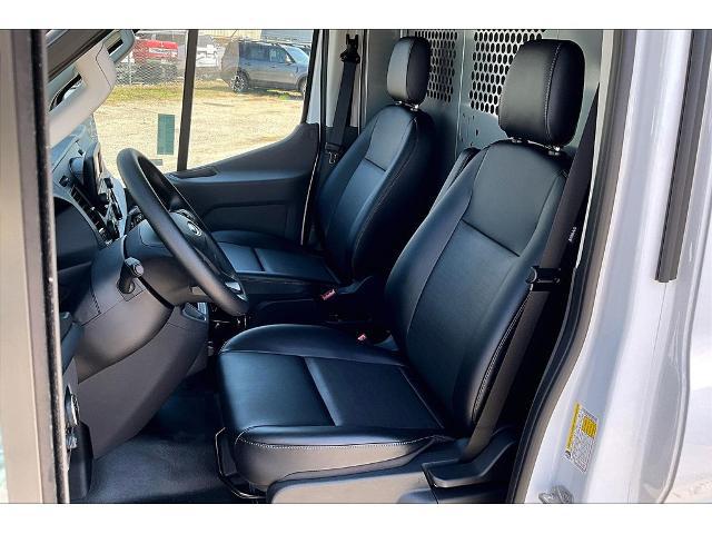 2024 Ford Transit Cargo Van 148 WB Medium Roof Cargo