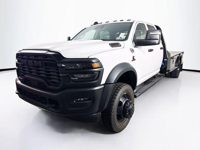 2026 RAM Ram 5500 Chassis Cab RAM 5500 TRADESMAN CHASSIS CREW CAB 4X4 84 CA