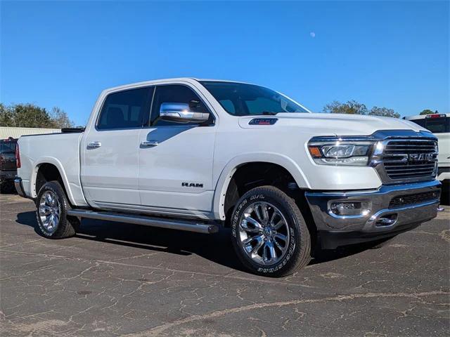 2022 RAM 1500 Laramie Crew Cab 4x2 57 Box