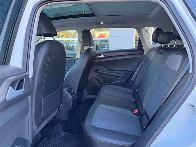 2025 Volkswagen Taos 1.5T SE Black