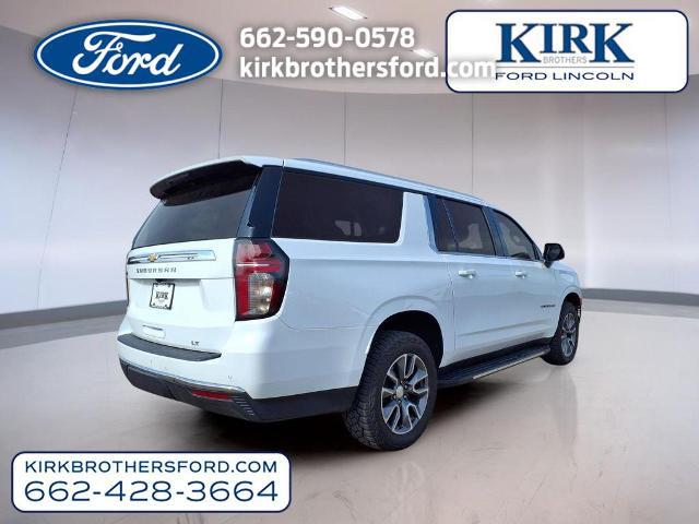 2022 Chevrolet Suburban 4WD LT