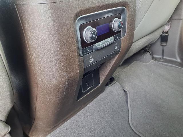 2022 Chevrolet Suburban 4WD LT