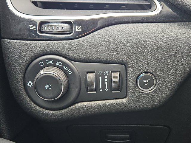 2023 Jeep Cherokee Altitude Lux 4x4