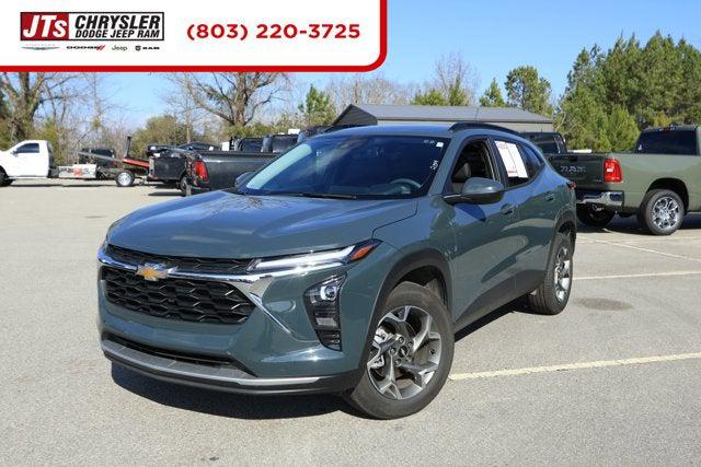 2025 Chevrolet Trax FWD LT