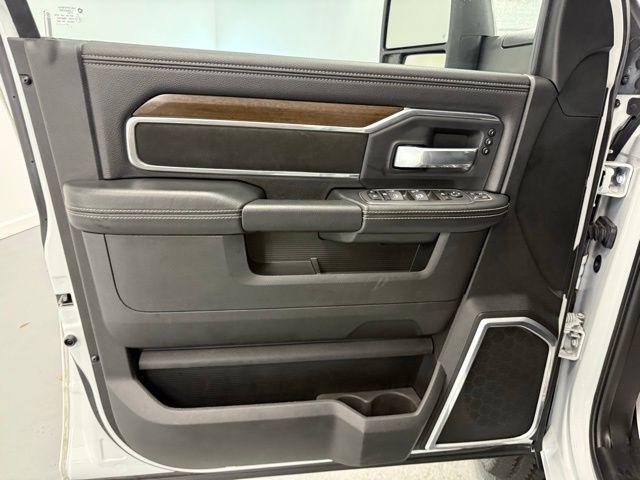 2024 Ram 2500 Laramie Crew Cab 4x4 64 Box
