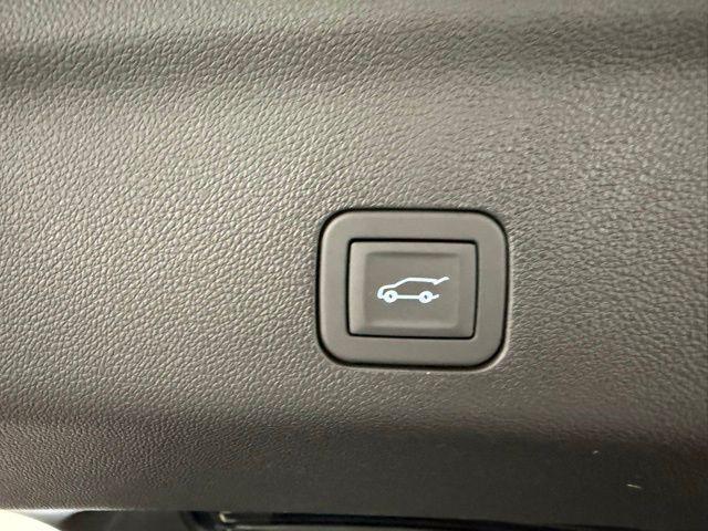 2026 GMC Yukon XL 2WD Elevation