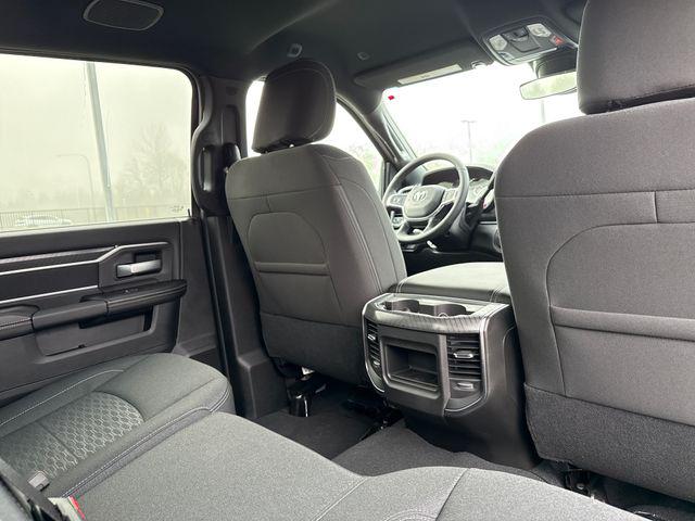 2026 Ram 3500 Big Horn Crew Cab 4x4 8 Box