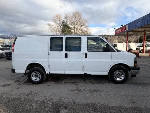 2017 GMC Savana 2500 Work Van