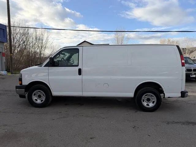 2017 GMC Savana 2500 Work Van