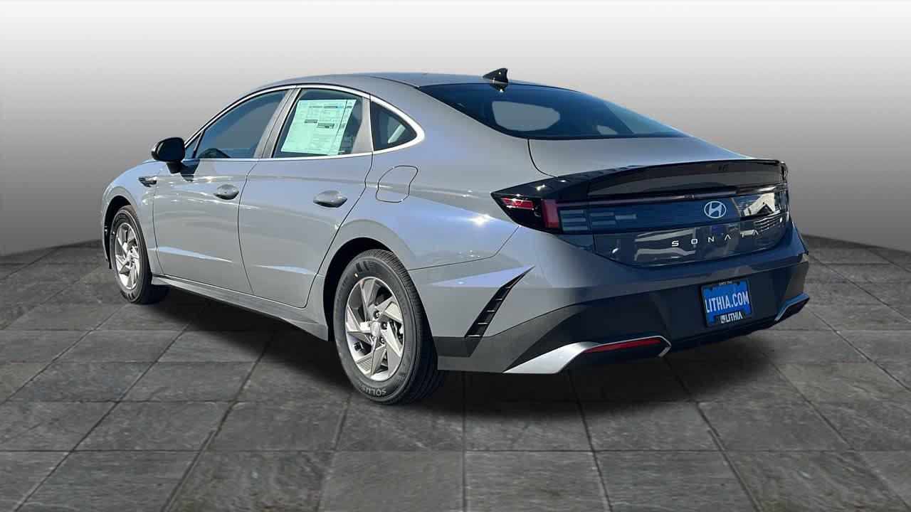 New 2026 Transmission Blue Hyundai SE image 37
