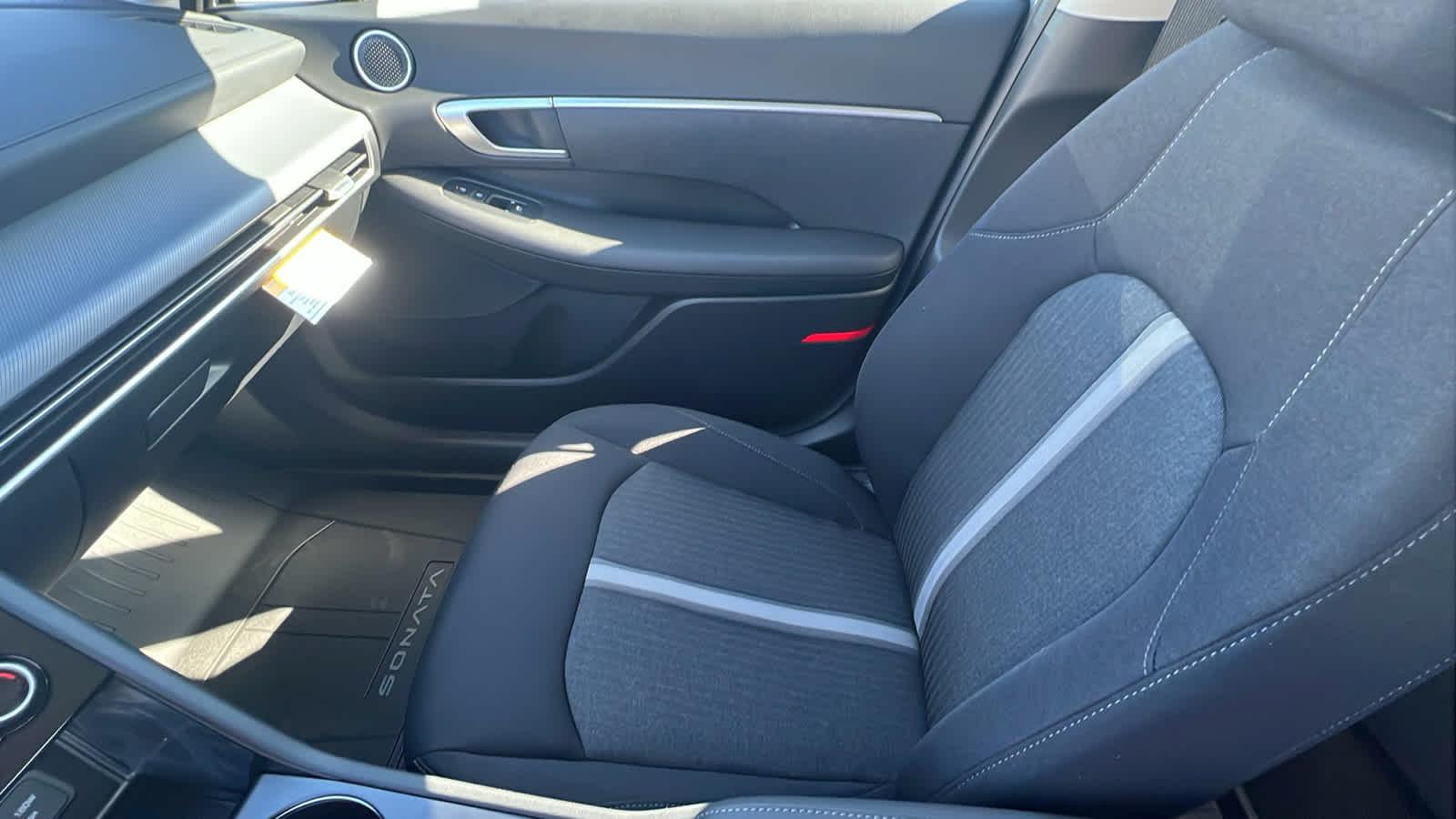 New 2026 Transmission Blue Hyundai SE image 42