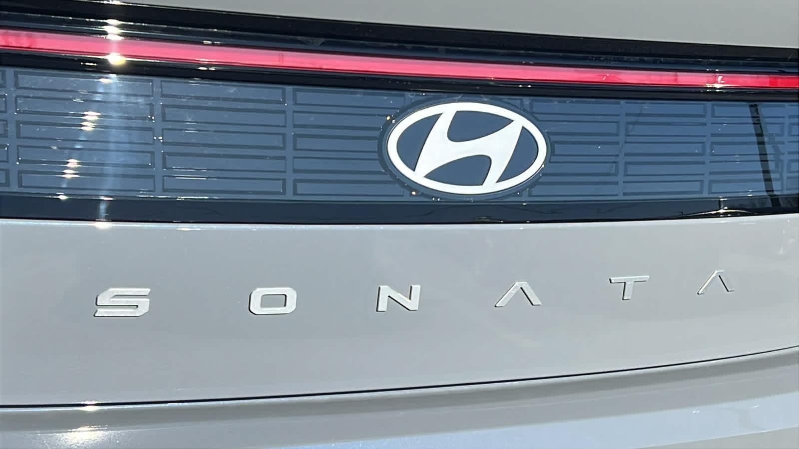 New 2026 Transmission Blue Hyundai SE image 58