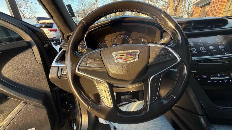 2018 Cadillac XT5 Luxury