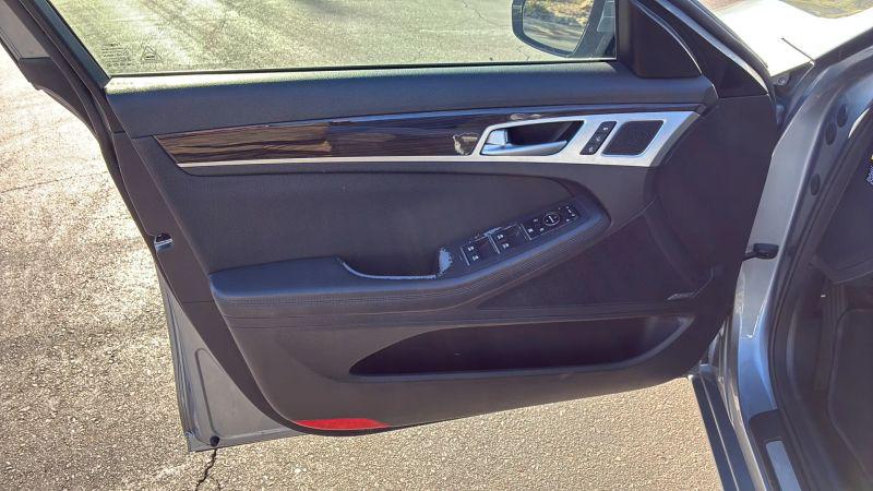 2017 Genesis G80 3.8