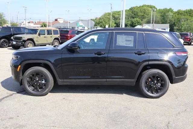 2026 Jeep Grand Cherokee Altitude 4x4