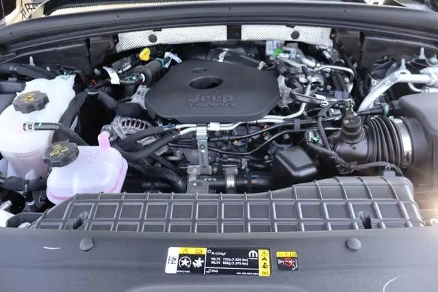 2026 Jeep Grand Cherokee Altitude 4x4