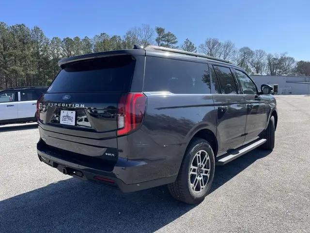 2026 Ford Expedition Max Active MAX