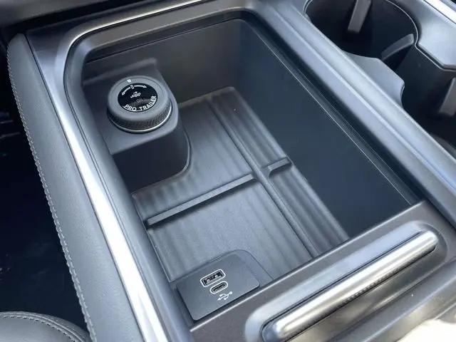 2026 Ford Expedition Max Active MAX