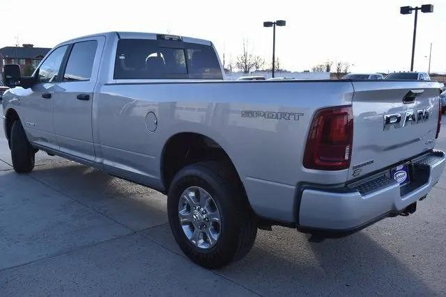 2026 Ram 3500 Big Horn Crew Cab 4x4 8' Box