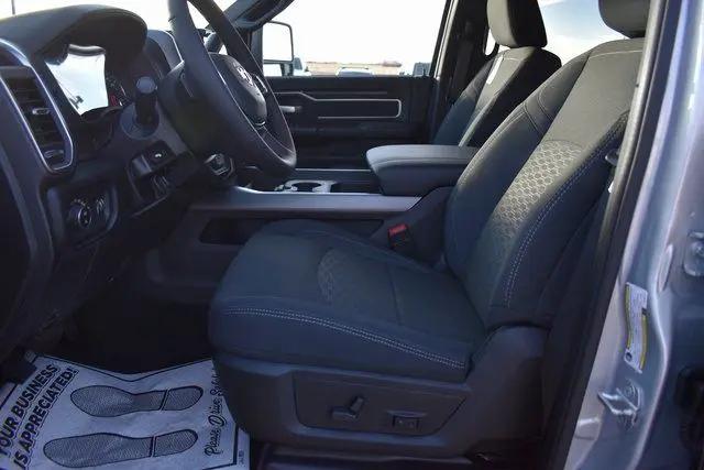 2026 Ram 3500 Big Horn Crew Cab 4x4 8' Box