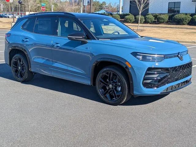 2026 Volkswagen Tiguan SE R-Line Black