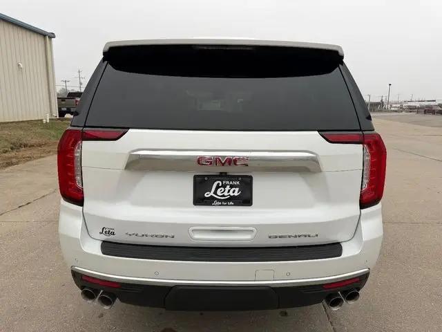 2023 GMC Yukon XL 4WD Denali