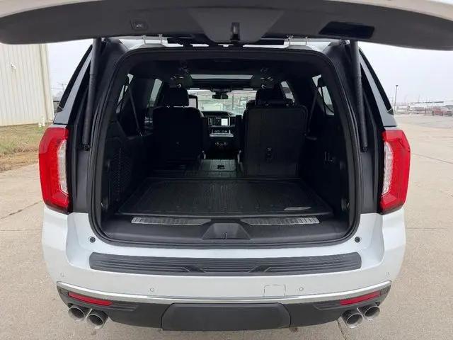 2023 GMC Yukon XL 4WD Denali