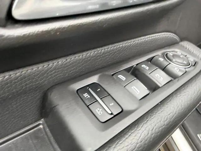 2023 GMC Yukon XL 4WD Denali