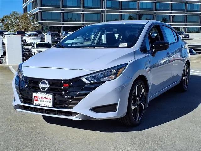 2025 Nissan Versa 1.6 SR