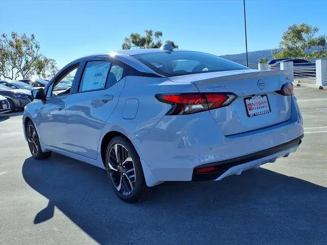 2025 Nissan Versa 1.6 SR