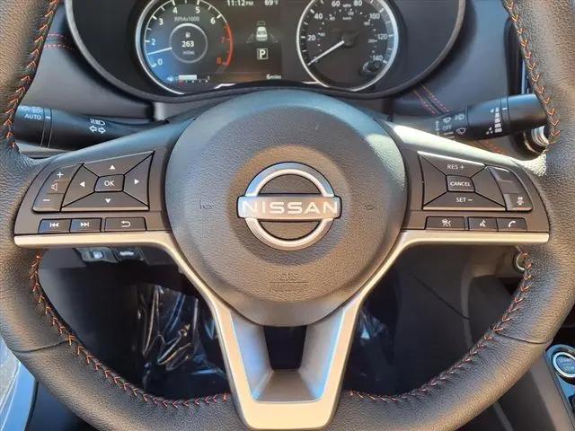 2025 Nissan Versa 1.6 SR