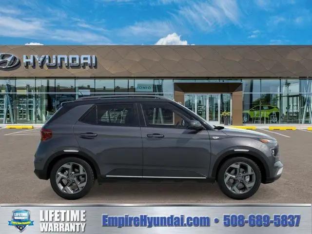 2026 Hyundai Venue SEL w/Two-Tone Roof