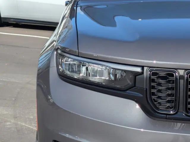2025 Jeep Grand Cherokee L Limited 4x4