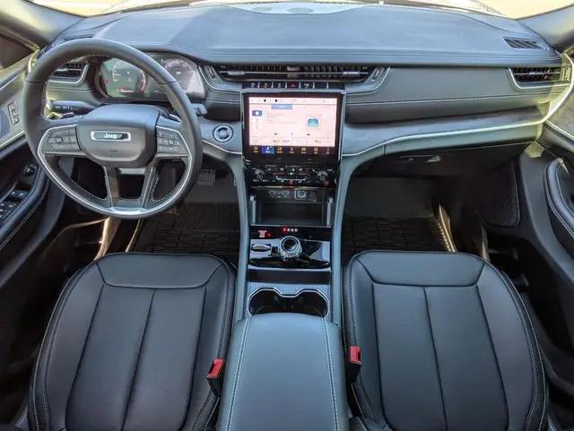 2025 Jeep Grand Cherokee L Limited 4x4
