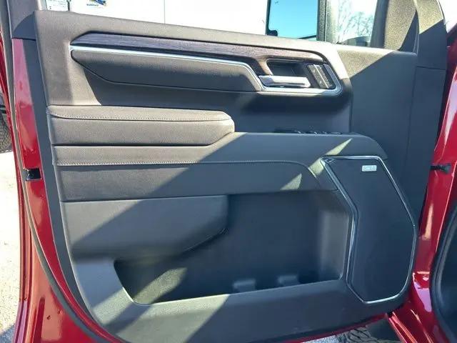 2026 Chevrolet Silverado 2500HD Crew Cab, Standard Bed, LTZ, 4WD