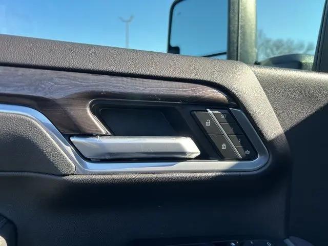 2026 Chevrolet Silverado 2500HD Crew Cab, Standard Bed, LTZ, 4WD