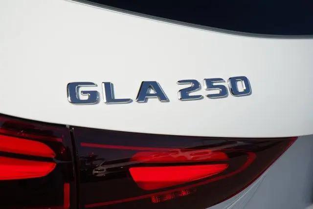 2026 Mercedes-Benz GLA-CLASS 4MATIC