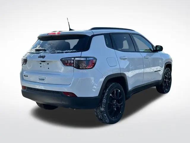 2026 Jeep Compass Latitude Altitude