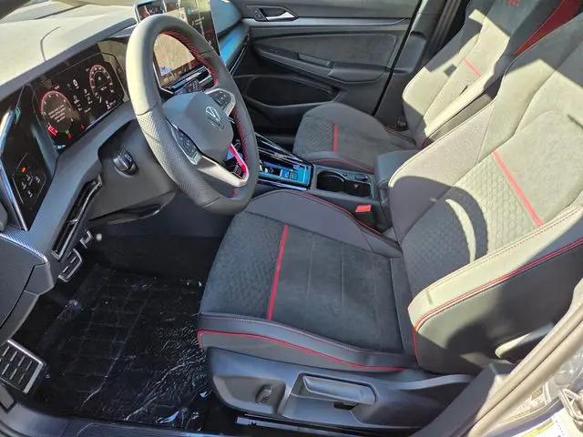 2026 Volkswagen Golf GTI SE