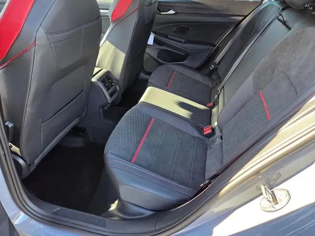 2026 Volkswagen Golf GTI SE