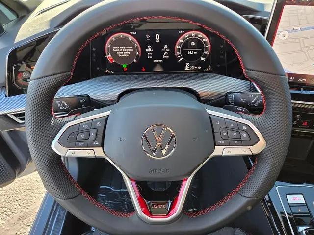 2026 Volkswagen Golf GTI SE