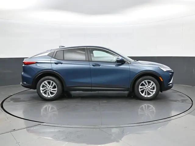 2026 Buick NV Preferred FWD
