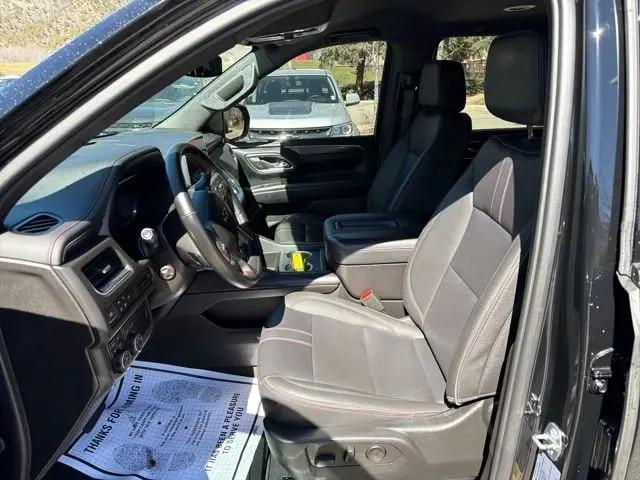 2024 Chevrolet Suburban 4WD RST