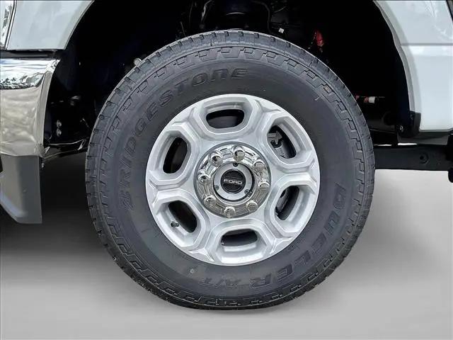 2026 Ford F-350 XLT